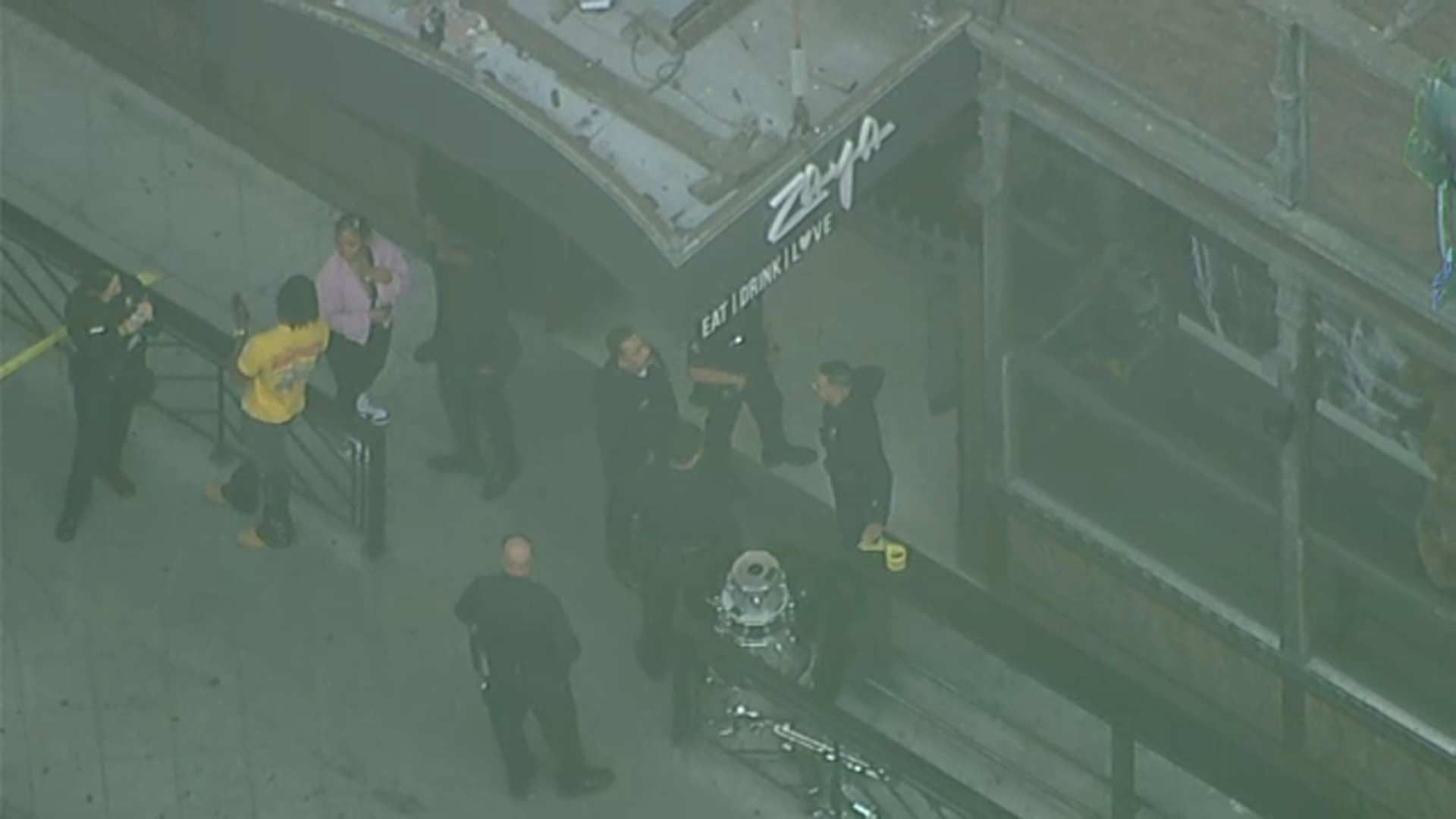 3 people stabbed during fight at downtown LA restaurant, police say; 2 suspects in custody