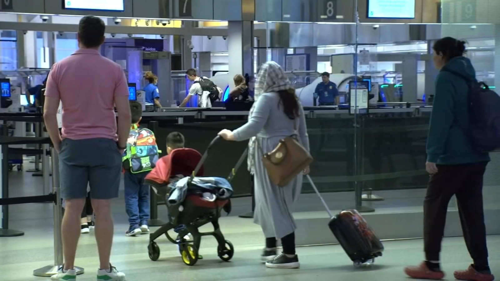 TSA long lines raising concerns at airports across country
