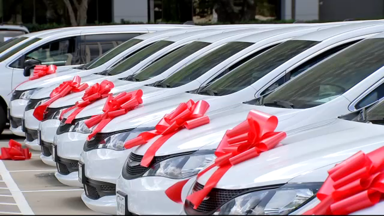 Houston Children's Charity gives away 98 wheelchair-accessible vans to Houston-area families