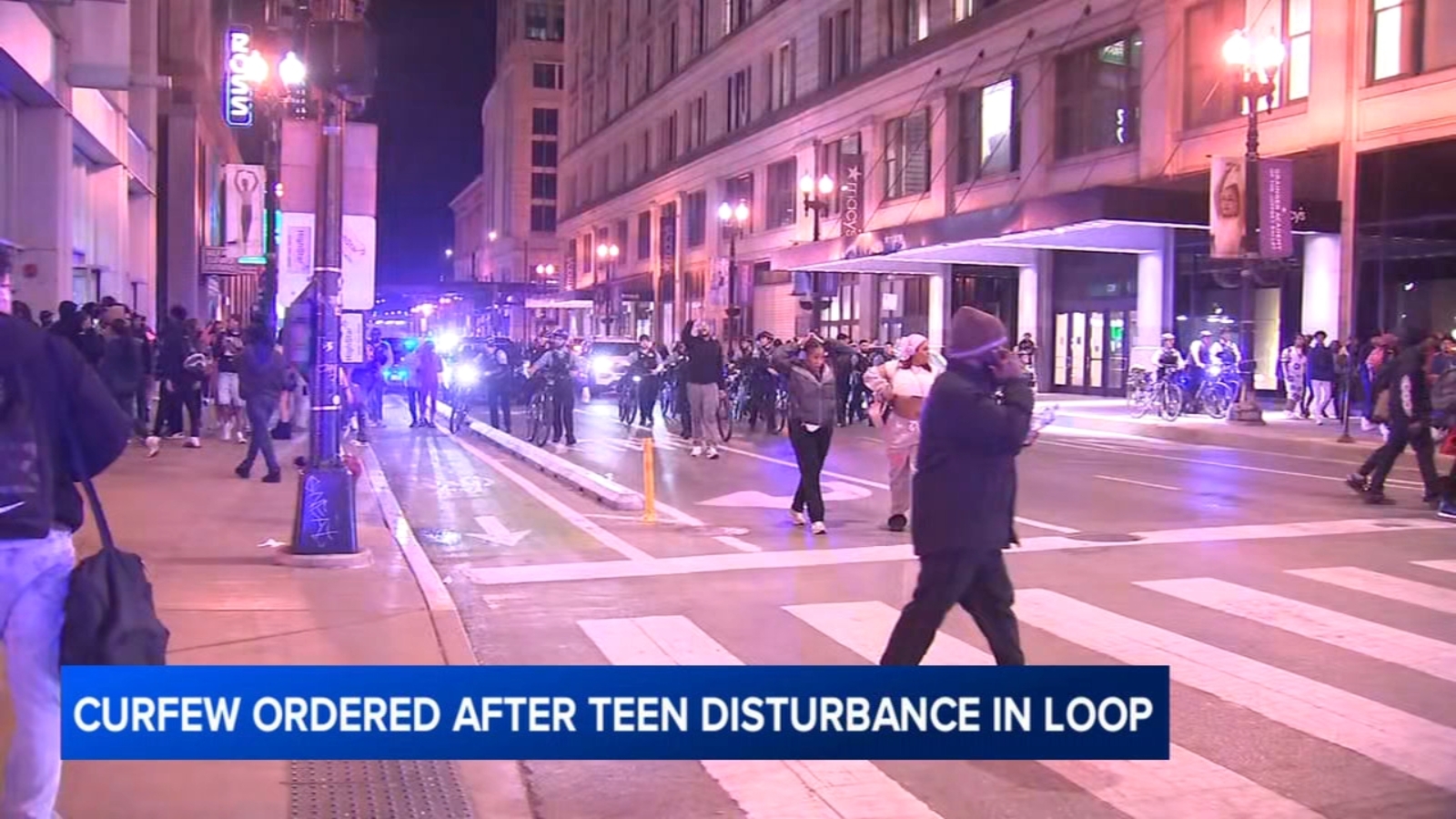 Chicago police respond to Loop disturbance