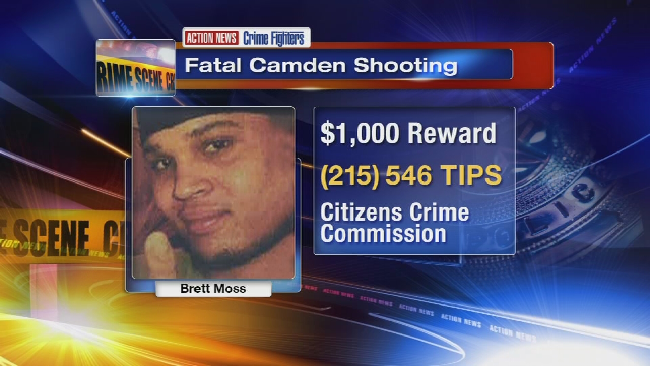 Man shot dead in Camden, gunman sought