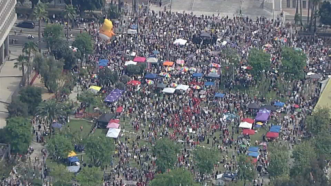 Chaotic scene unfolds after thousands gathered for 'No Kings' rally in downtown Los Angeles