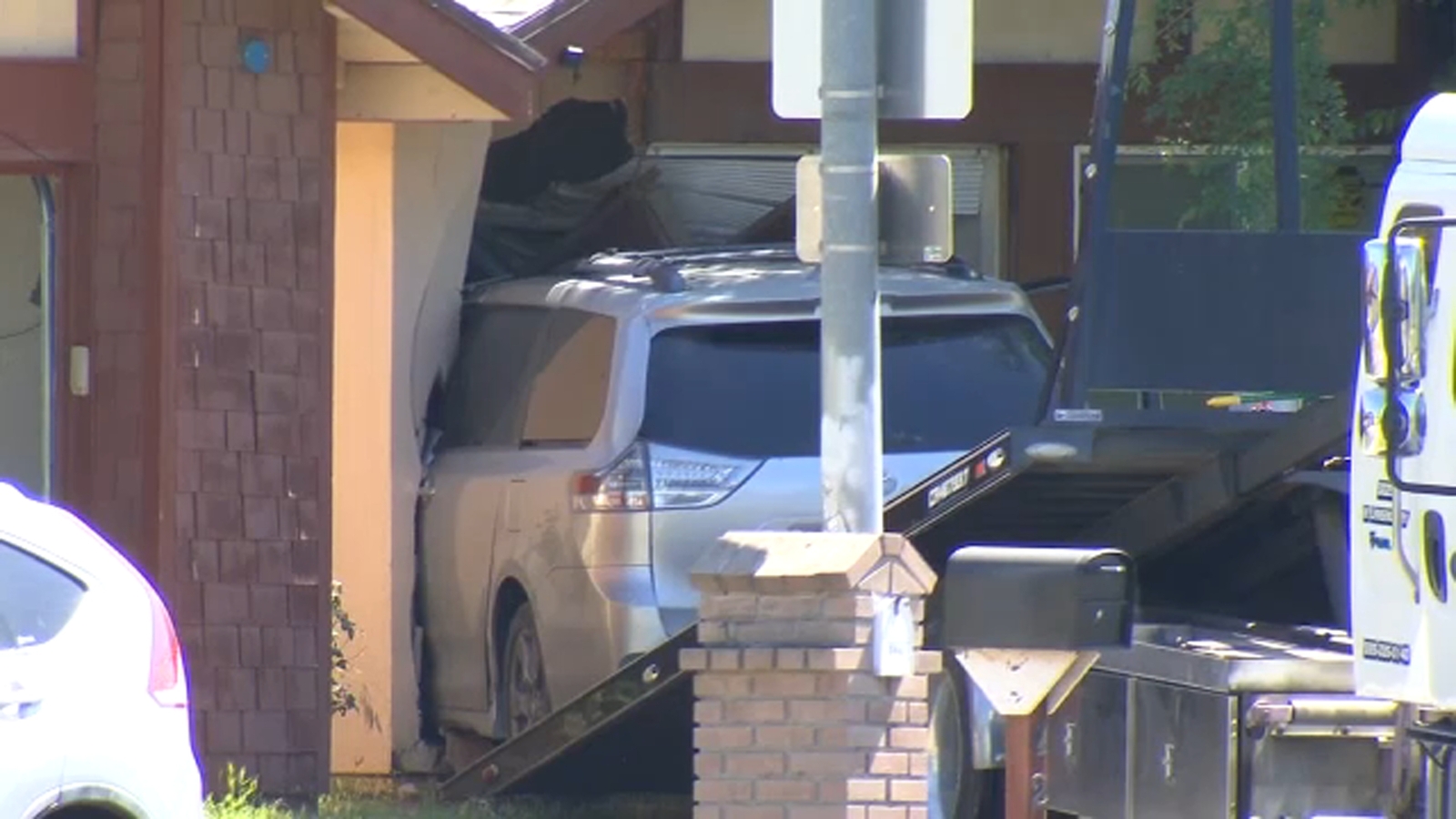 Man arrested after violating restraining order and driving into Fresno home, police say