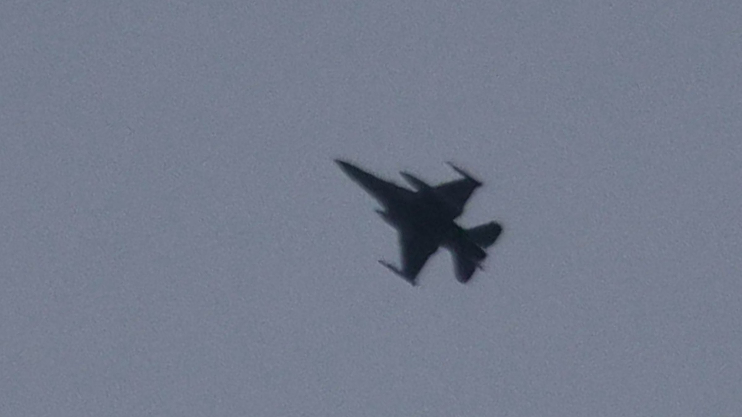 An Israeli Air Force F-16 fighter aircraft flies over Marjeyoun in southern Lebanon on March 28, 2026.