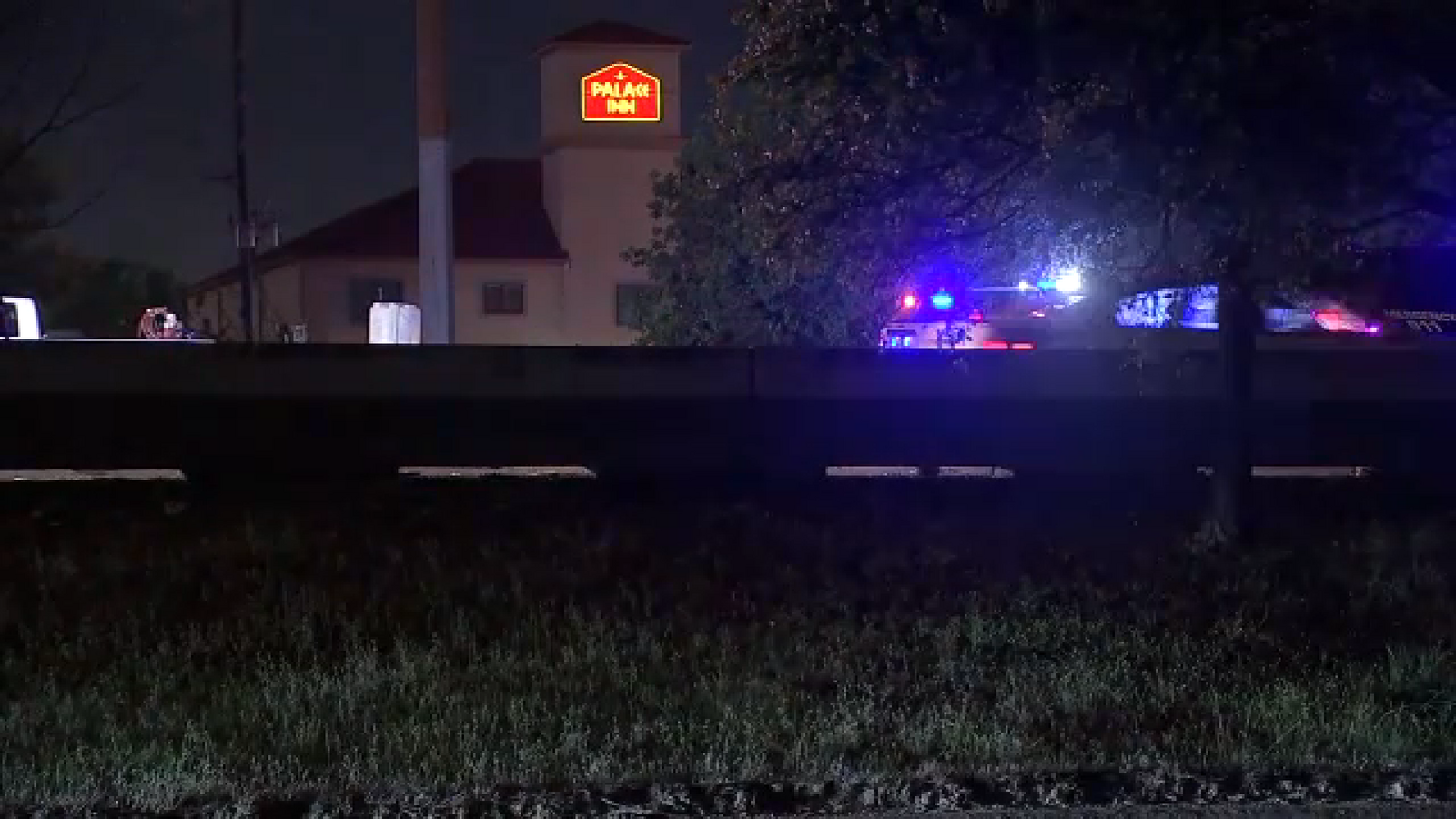 Man killed while running across North Freeway at Rankin Road, sheriff says