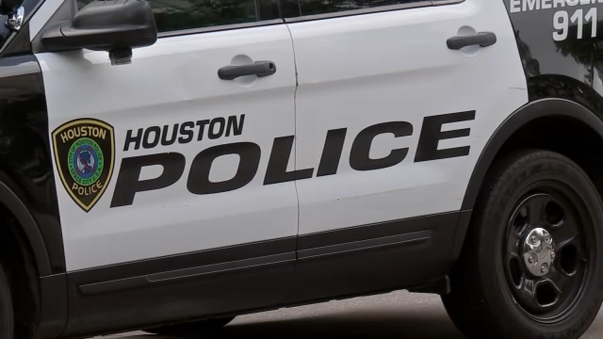 Policy faces legal challenge while trying to clarify how HPD responds to immigration enforcement