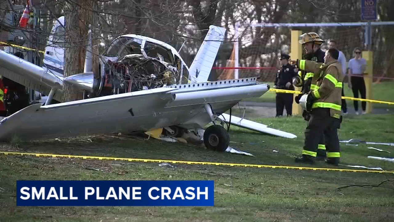 Training aircraft lost power before crash that injured 2