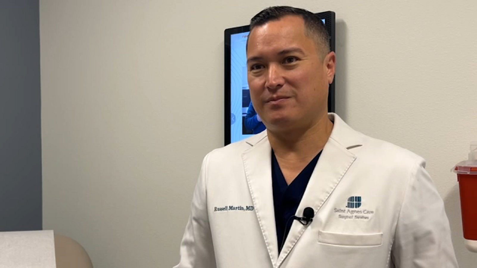 St. Agnes surgeon marks milestone with 3,000 robotic surgical procedures