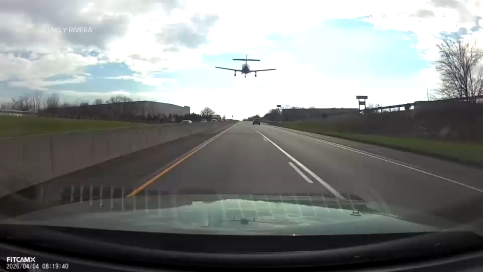 Pilot makes emergency landing on I‑78 in Pennsylvania; no injuries reported