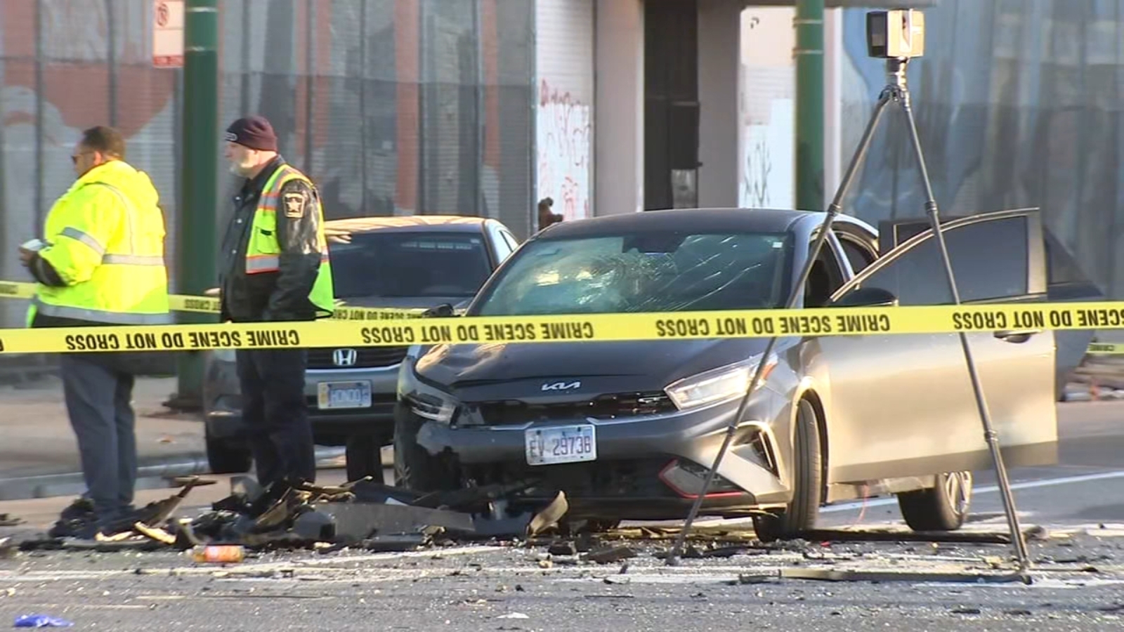 Cicero crash linked to gaming parlor burglaries; police say 2 officers among 5 people hurt