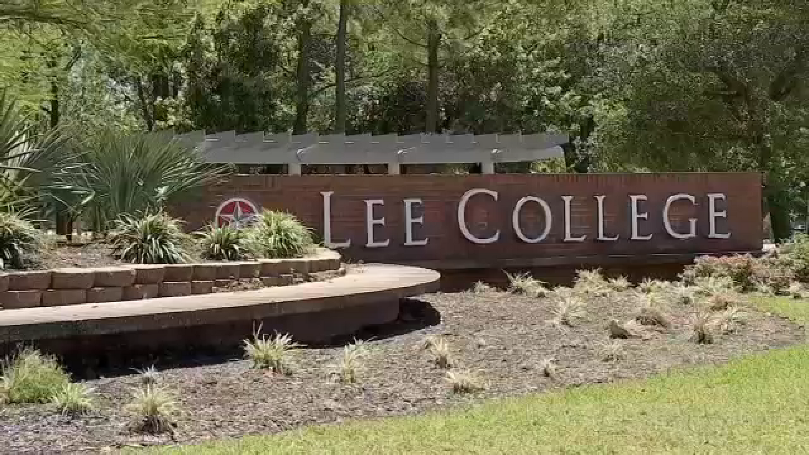 Baytown debate coach accused of creating sexually explicit AI deepfake video, court records show