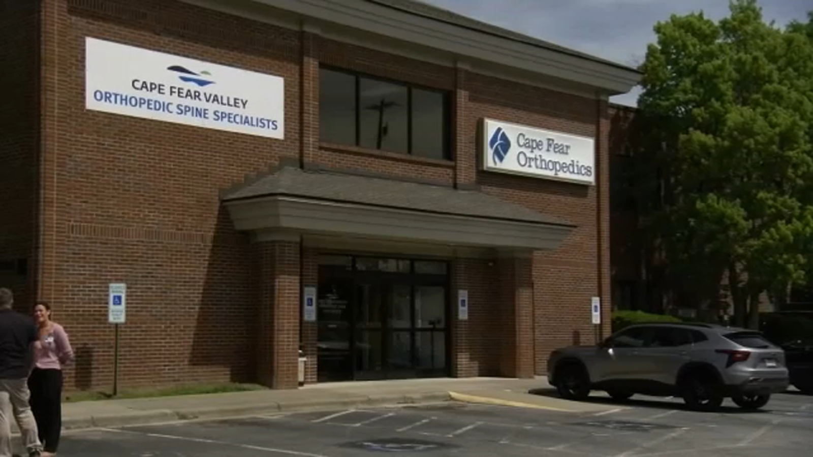 Cape Fear Valley celebrates opening of new orthopedic clinic