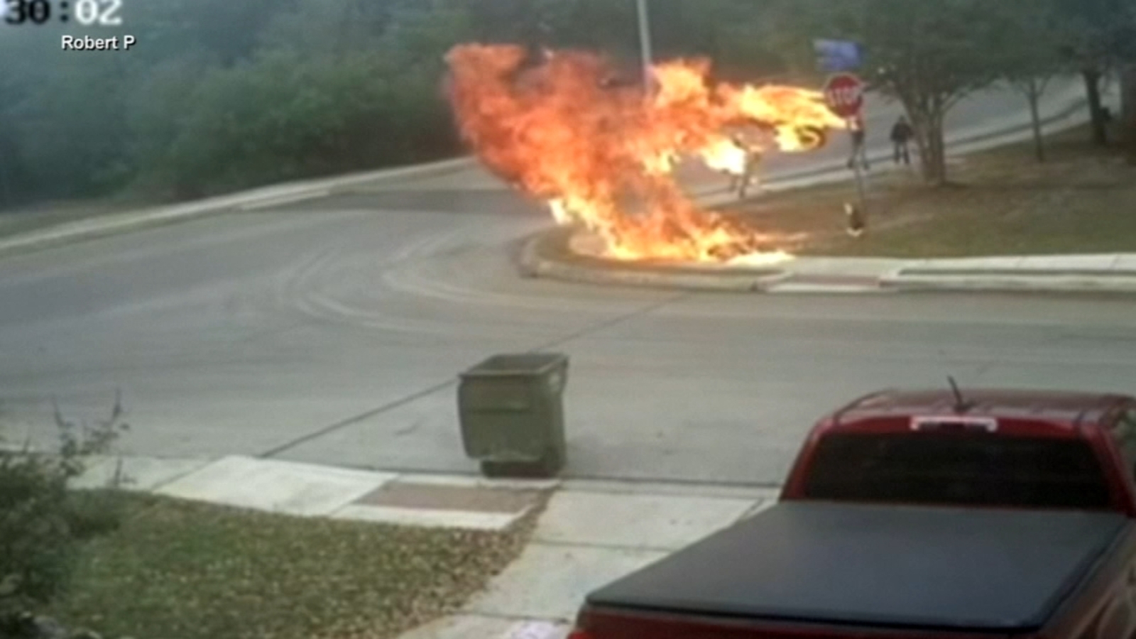 Video shows kids narrowly escape fiery motorcycle crash in Texas