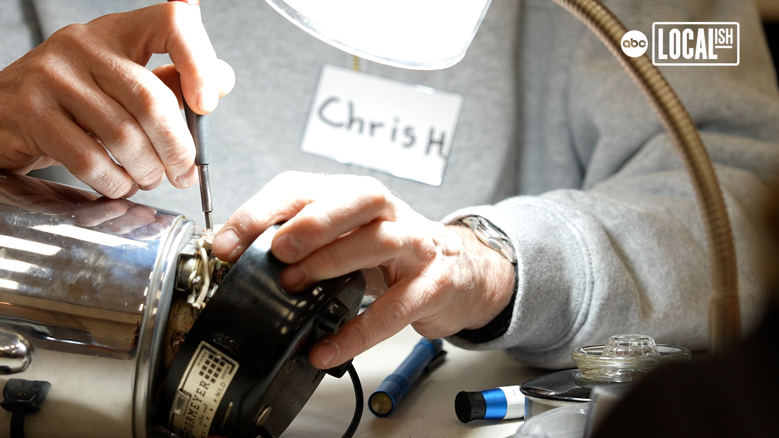 Repair Cafe brings together neighbors with broken items and the experts to fix them