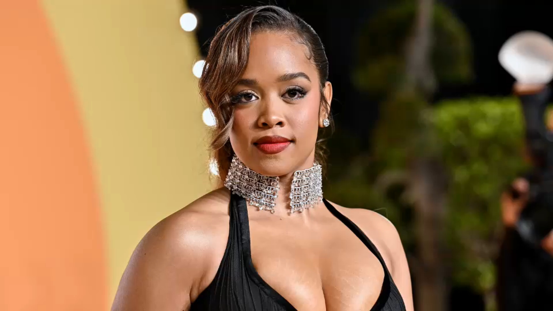 Brooklyn man charged with stalking singer H.E.R. for 2 years