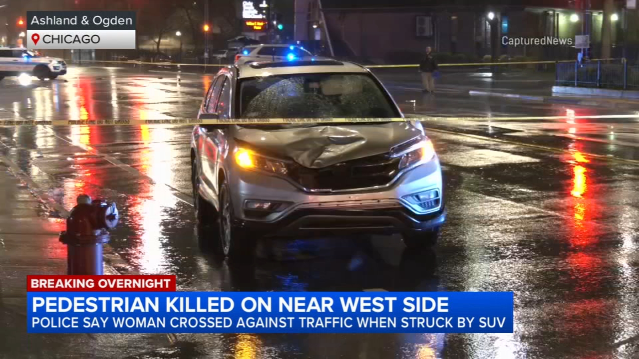 Woman struck, killed on Near West Side: CPD