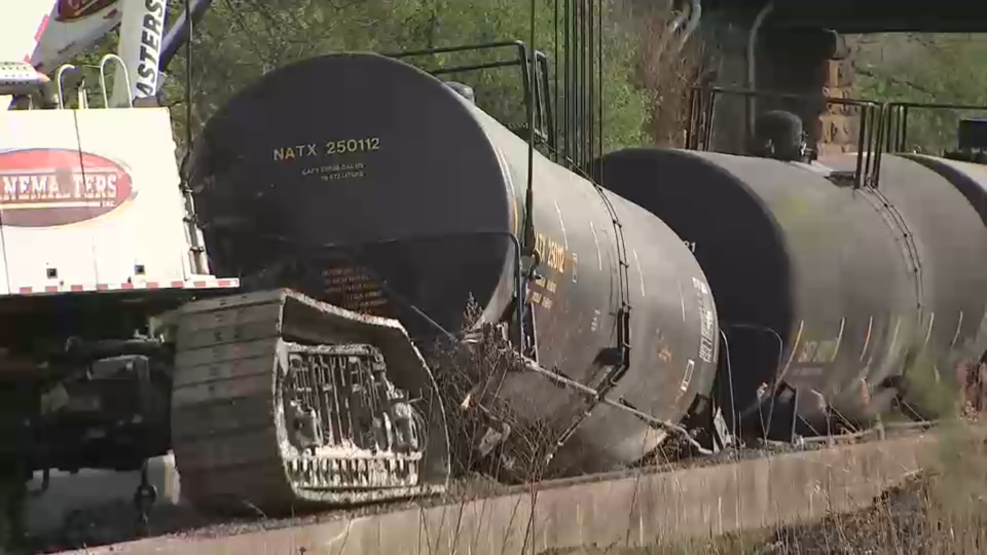 Cleanup underway after freight train derails in North Bergen