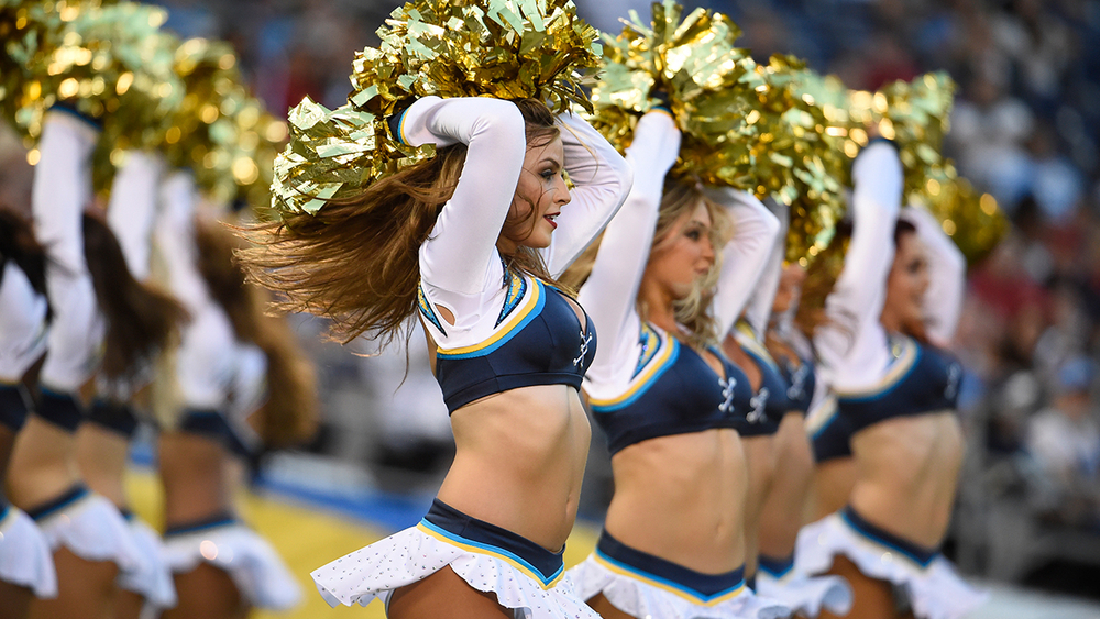 Los Angeles Chargers cheerleaders to hold tryouts