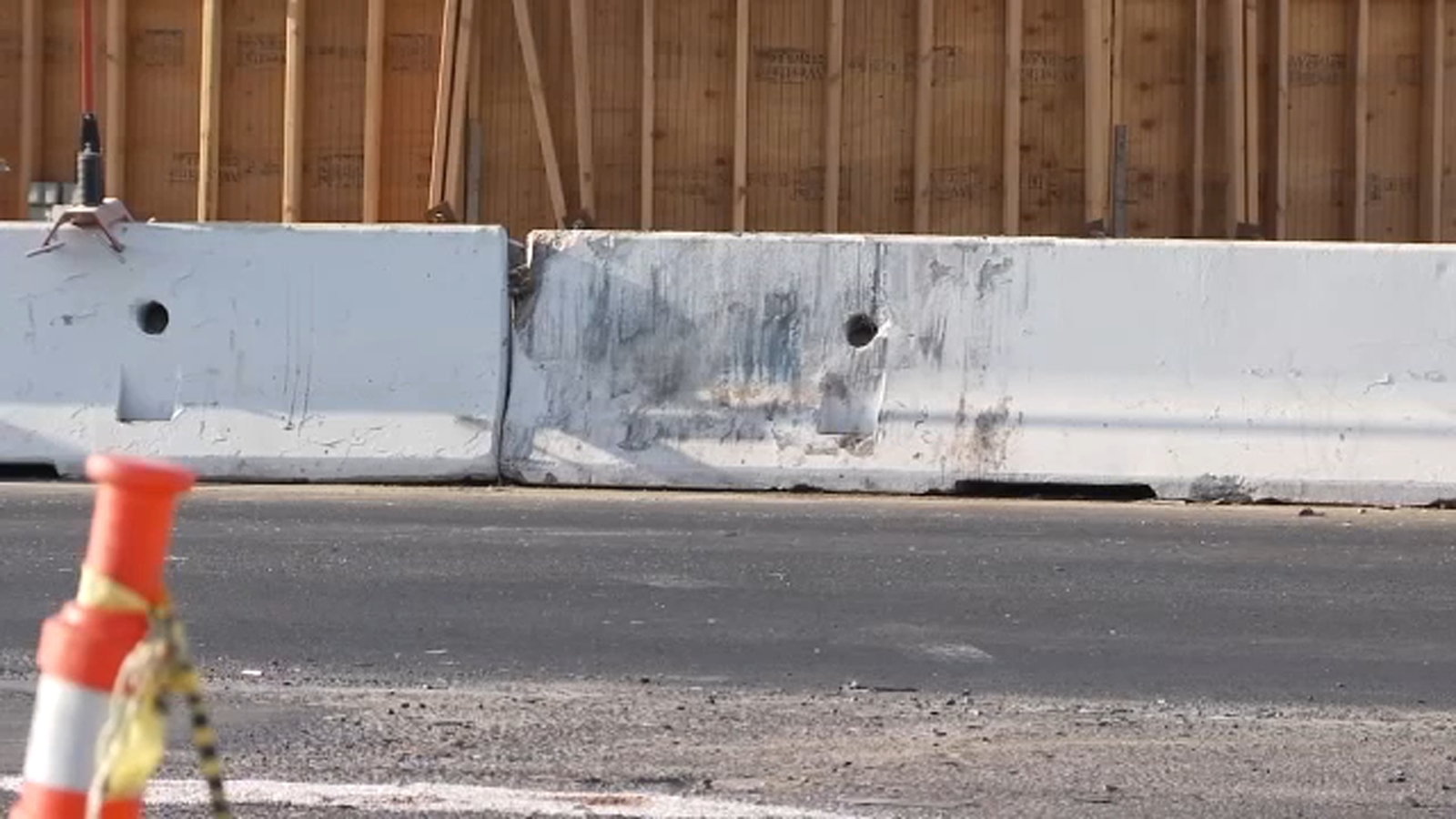 Driver killed, 2 injured after crash on Highway 190 near Porterville