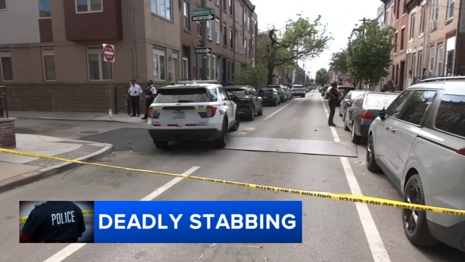 Neighbors shocked after man fatally stabbed in South Philadelphia; police searching for suspect
