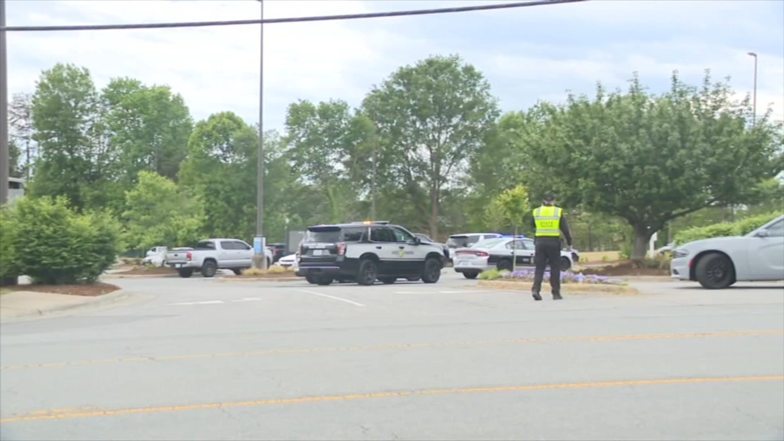 2 killed, 5 injured as planned fight between teens turns into deadly mass shooting at NC park