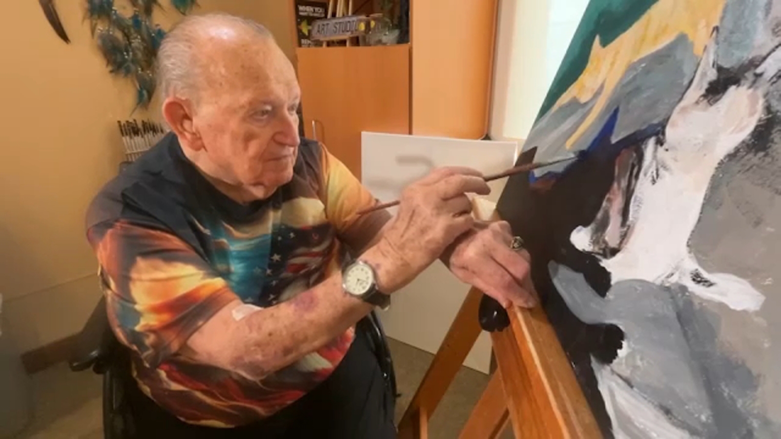 Fresno Marine veteran shares lifelong love of art through painting