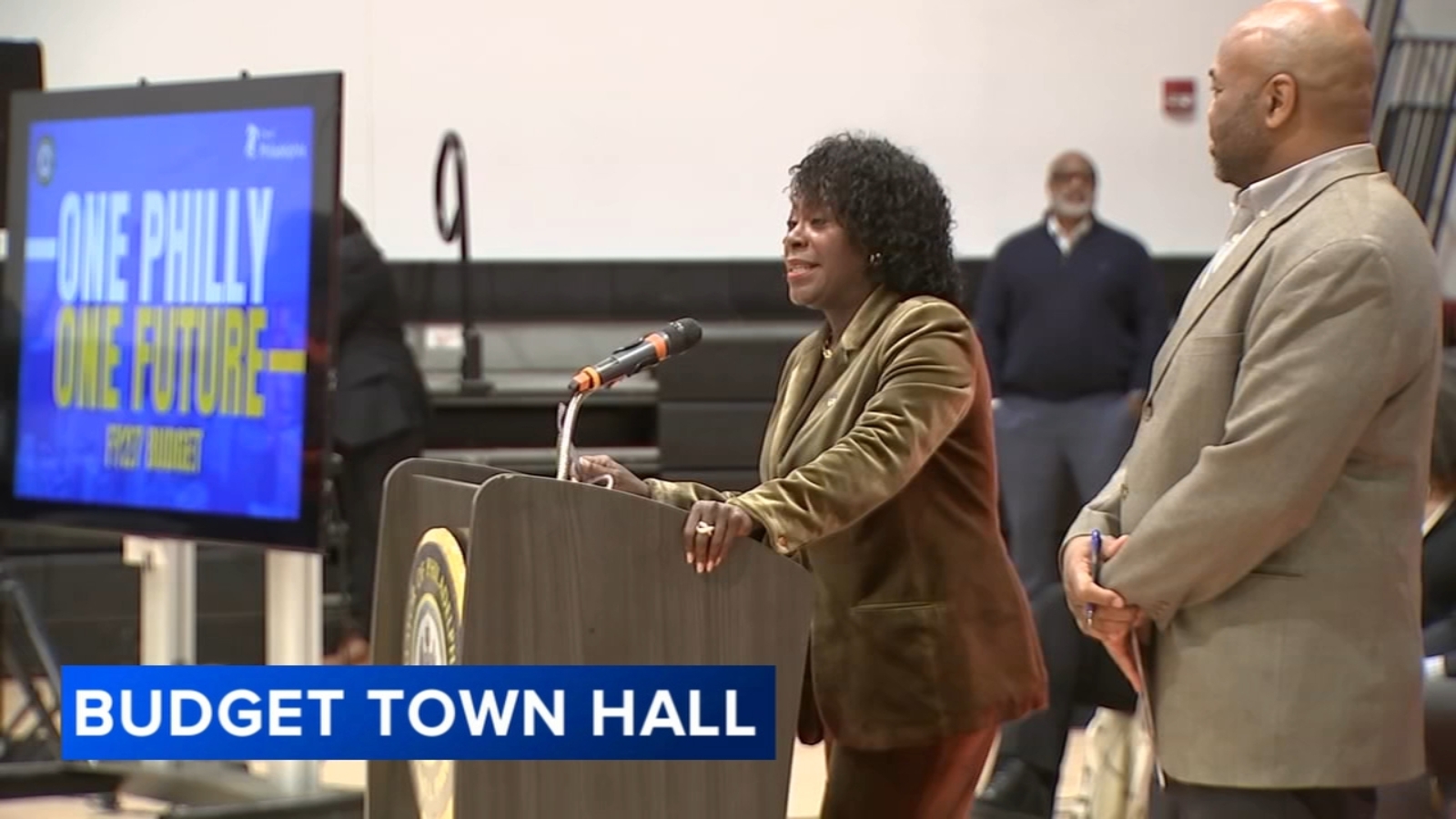 Philadelphia residents weigh in on mayor's $7 billion budget plan at town hall