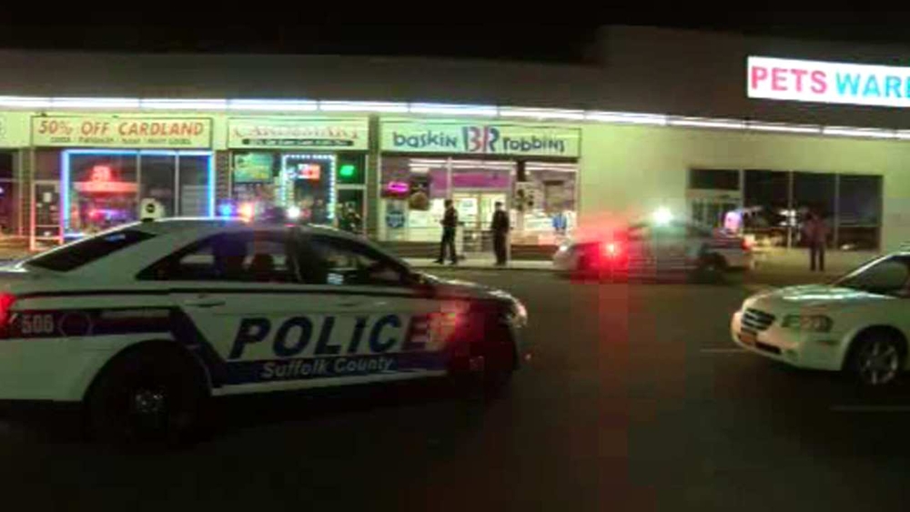 Bohemia knifepoint robbery believed to be 16th in Long Island spree