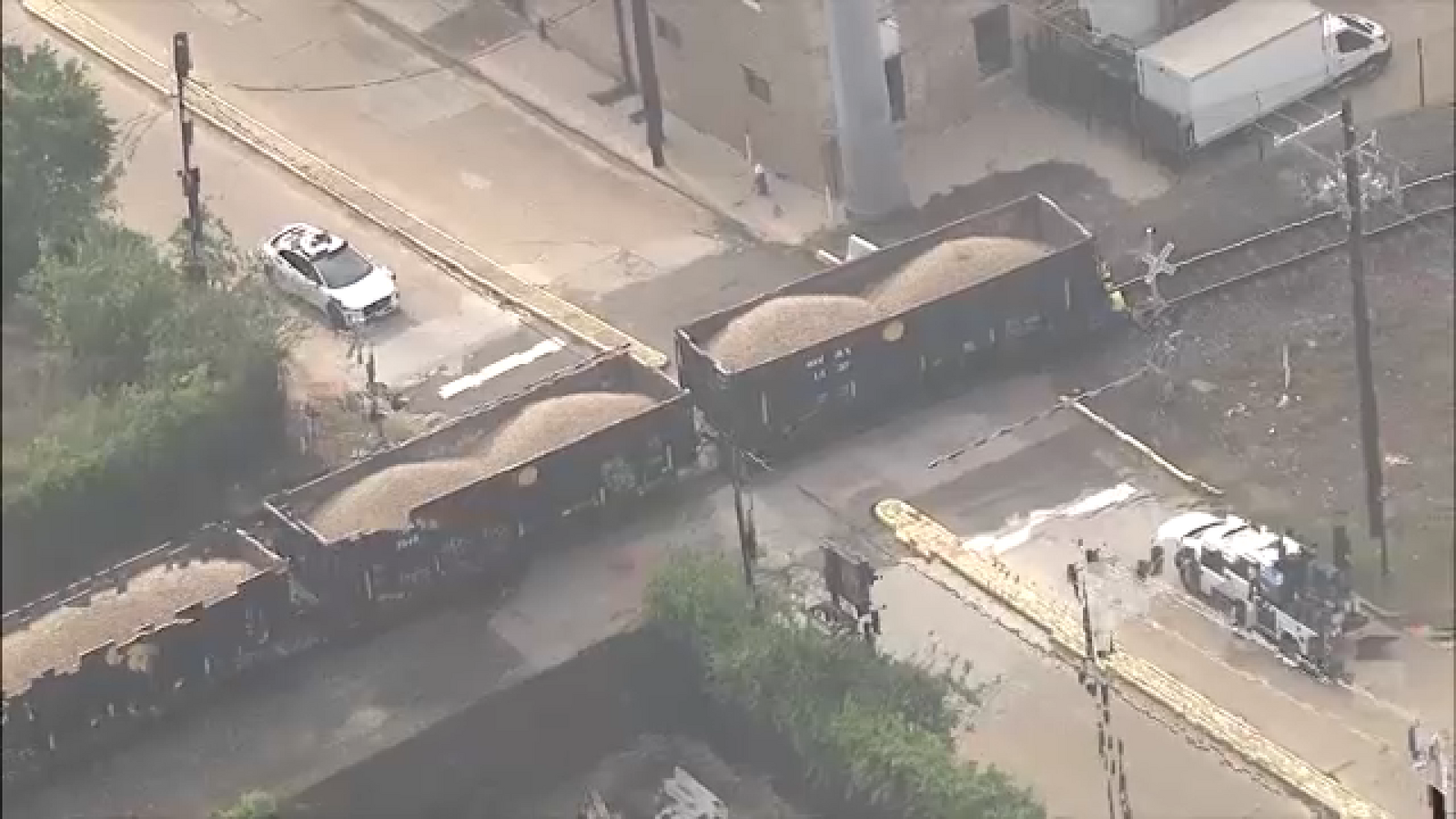 Union Pacific says train blocking Jensen Drive near I-10 East Fwy is experiencing mechanical issue