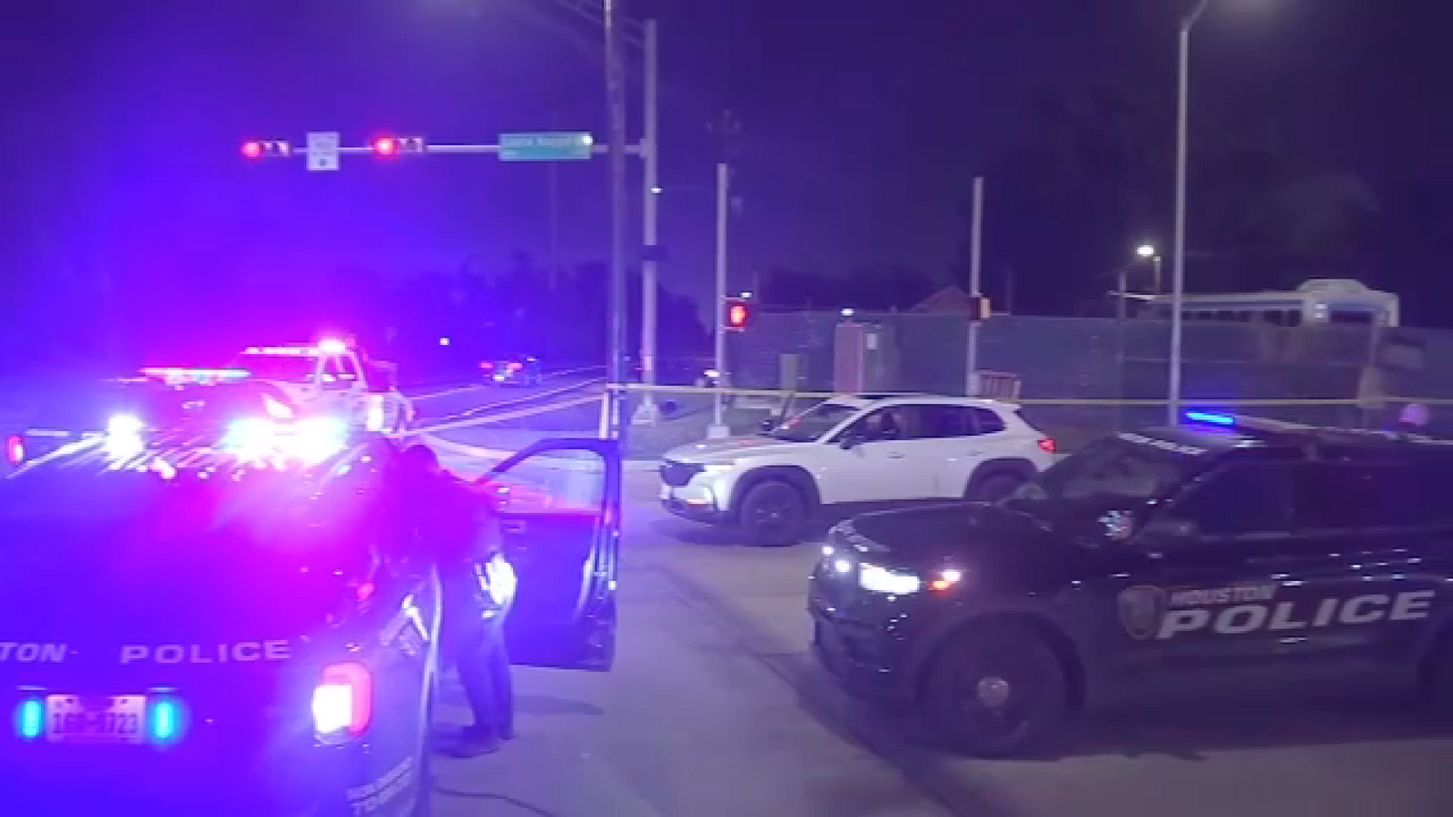 HPD: Man dies after being shot multiple times at red light in NE Houston