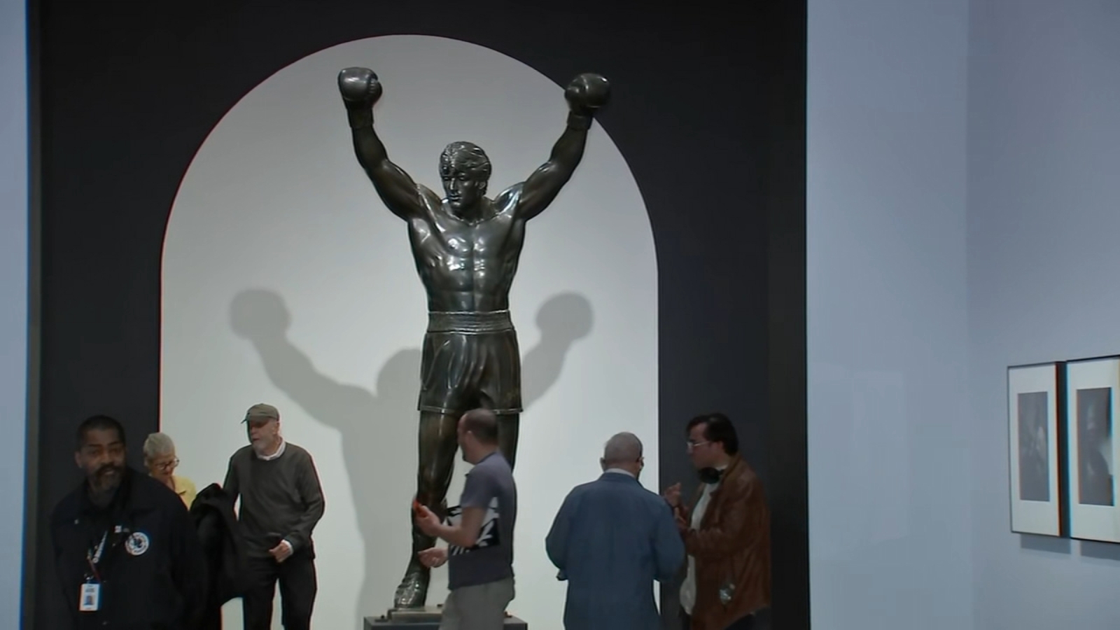 Philadelphia Museum of Art previews „Rocky” exhibit