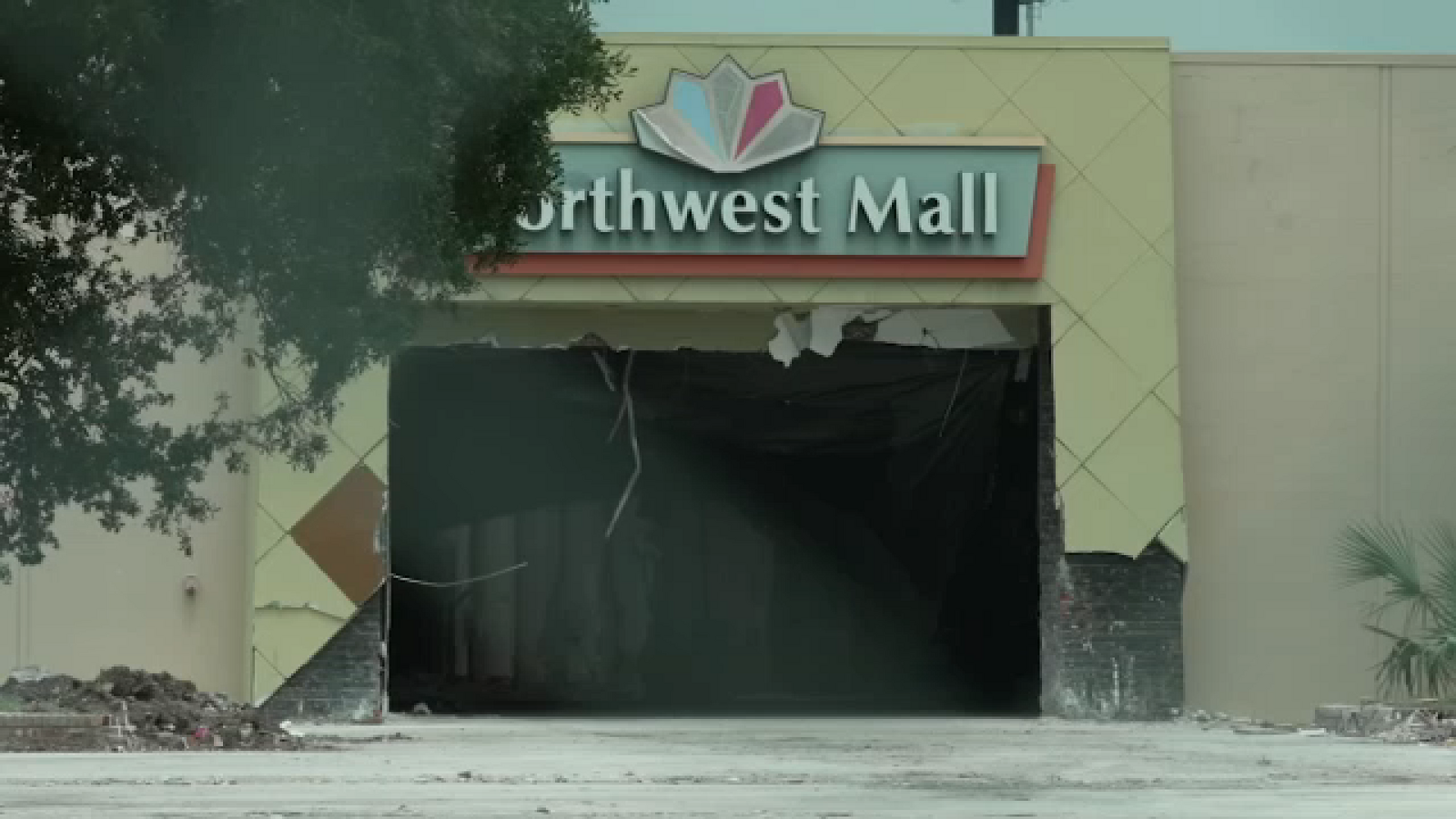 Uncertainty over future of Northwest Mall as Texas High-Speed Rail could be in development