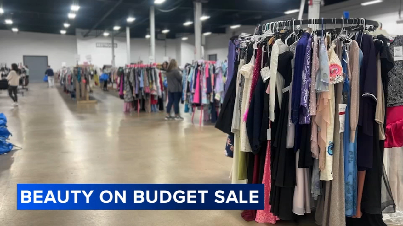 ‘Beauty on Budget’ consignment sale draws hundreds of sellers to Oaks with discounts and donations