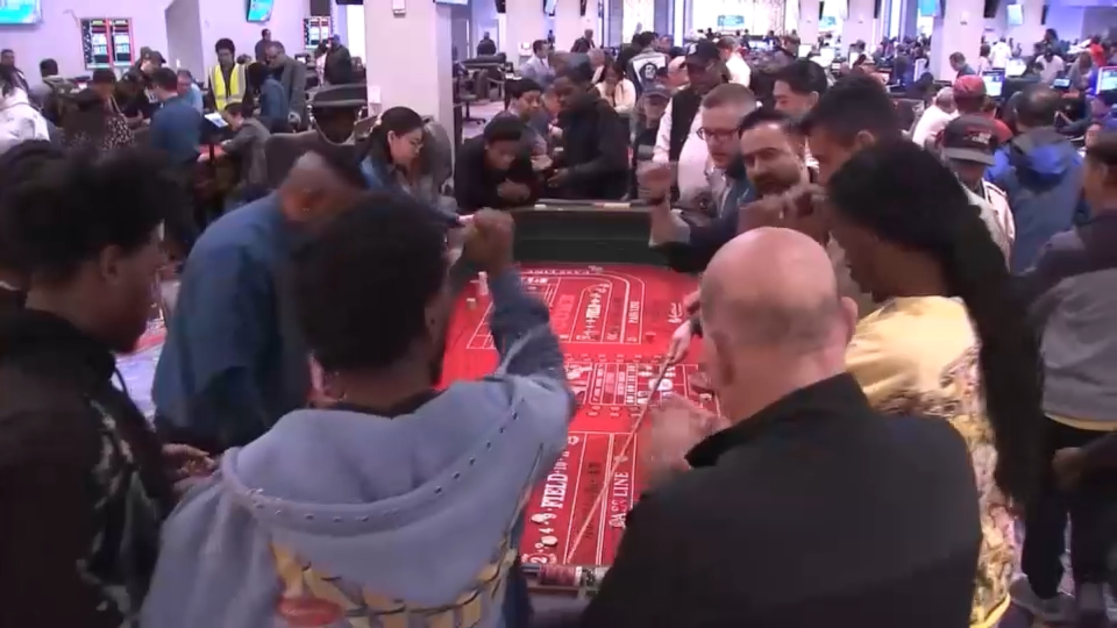 O cassino Resorts World em Queens se expande para jogos de mesa ao vivo