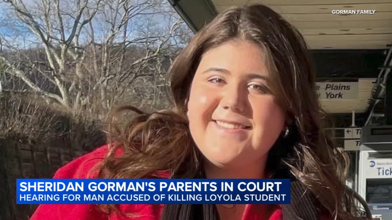 Man charged in shooting death of Loyola student pleads not guilty