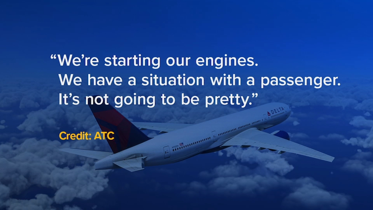 Man charged for partially opening door on flight headed to Chicago