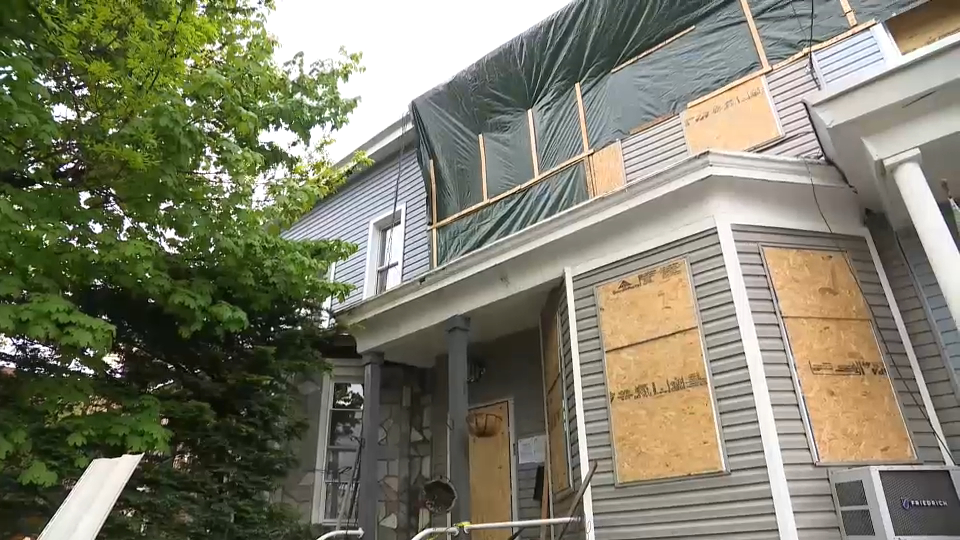 Fire marshals sprang into action to save residents out from Astoria fire