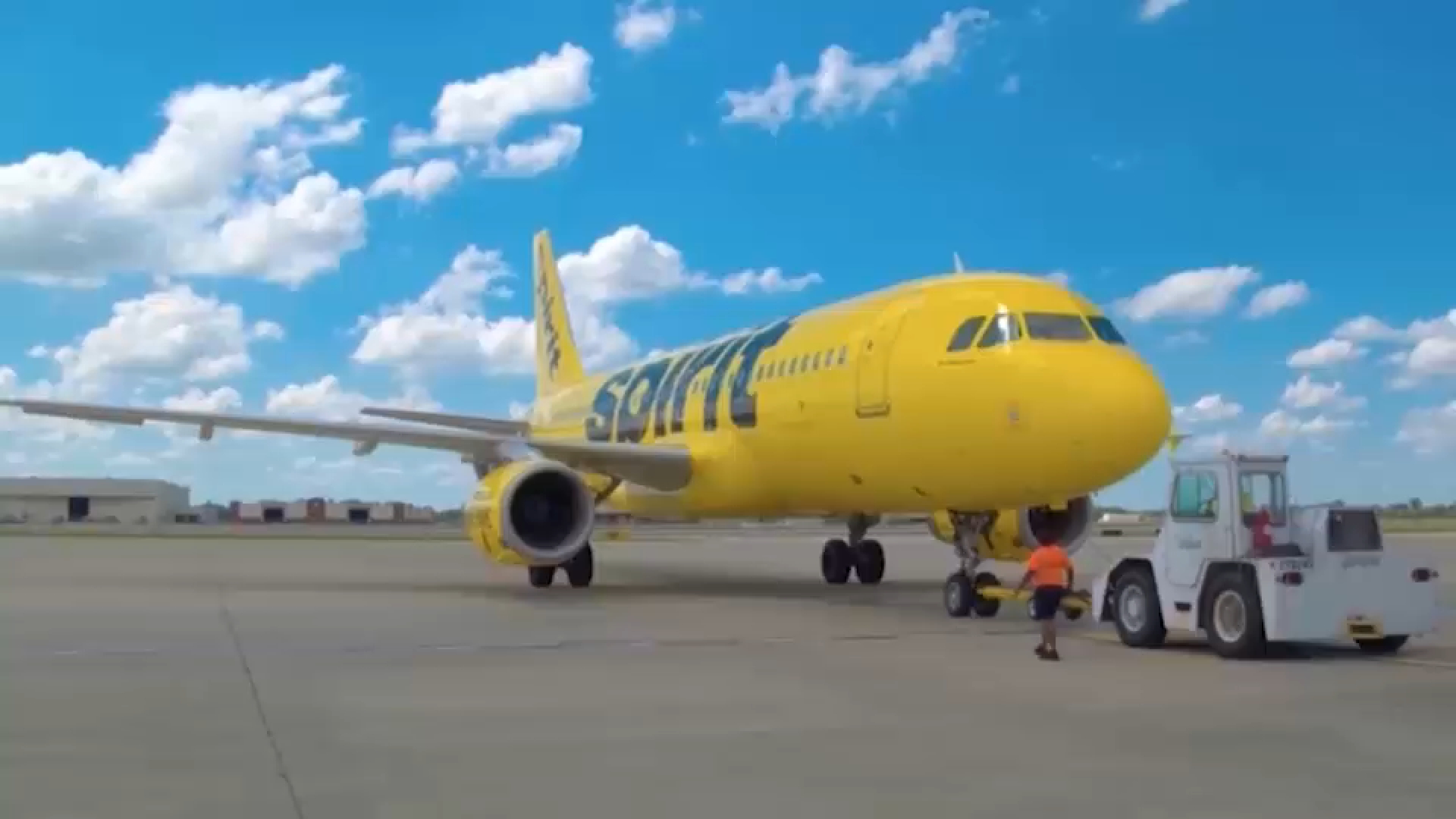 Passengers stranded after Spirit Airlines ceases operations