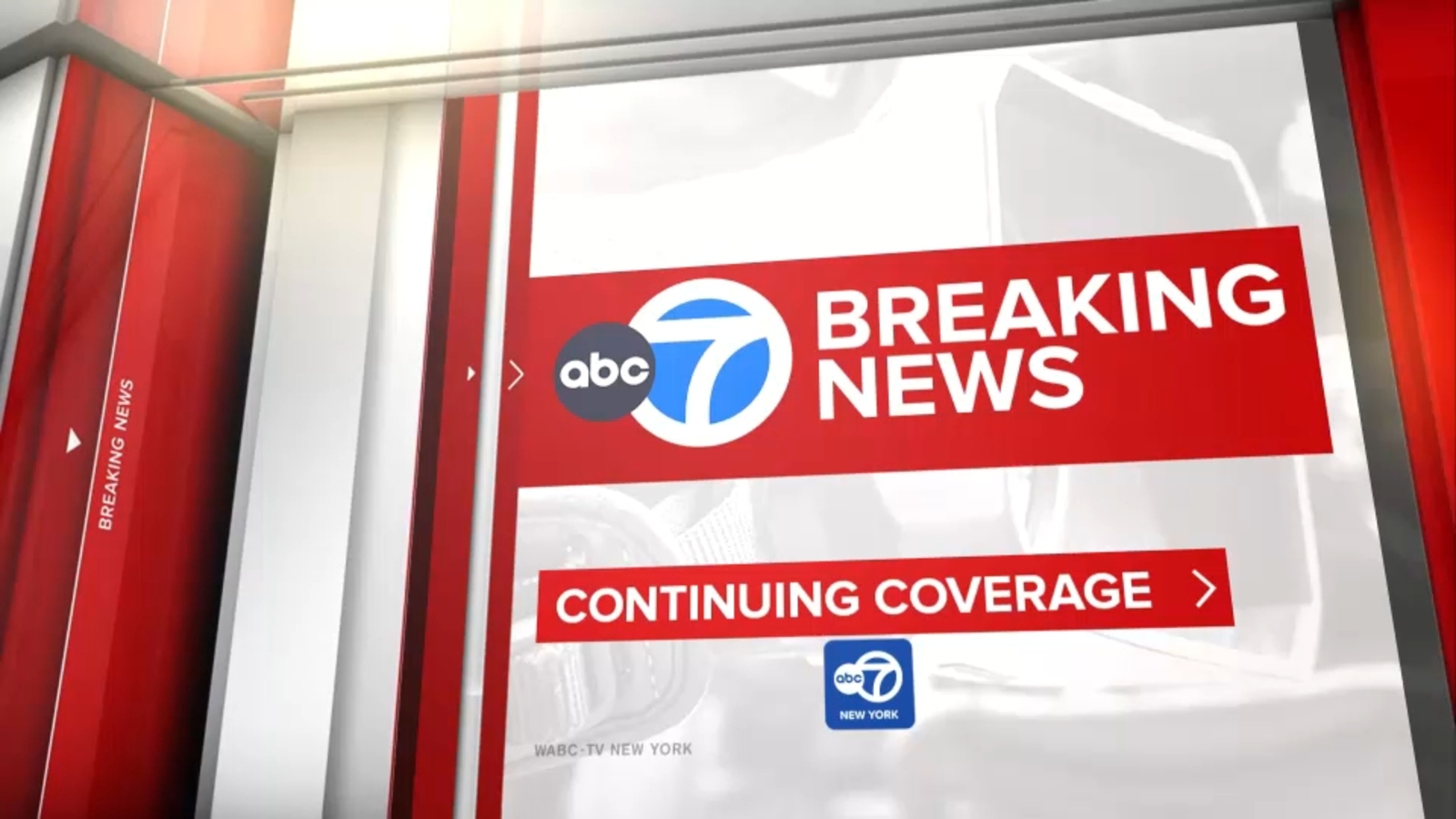 United flight strikes light pole while landing at New Jersey's Newark Airport