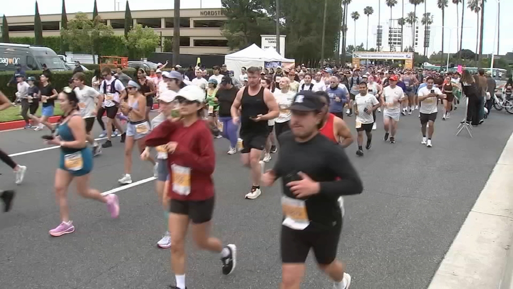 More than 20,000 runners take part in OC Marathon
