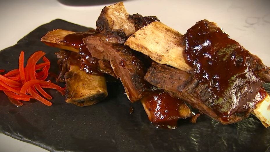 Savu brings new vibe to Center City with fine dining, music and more under retractable roof