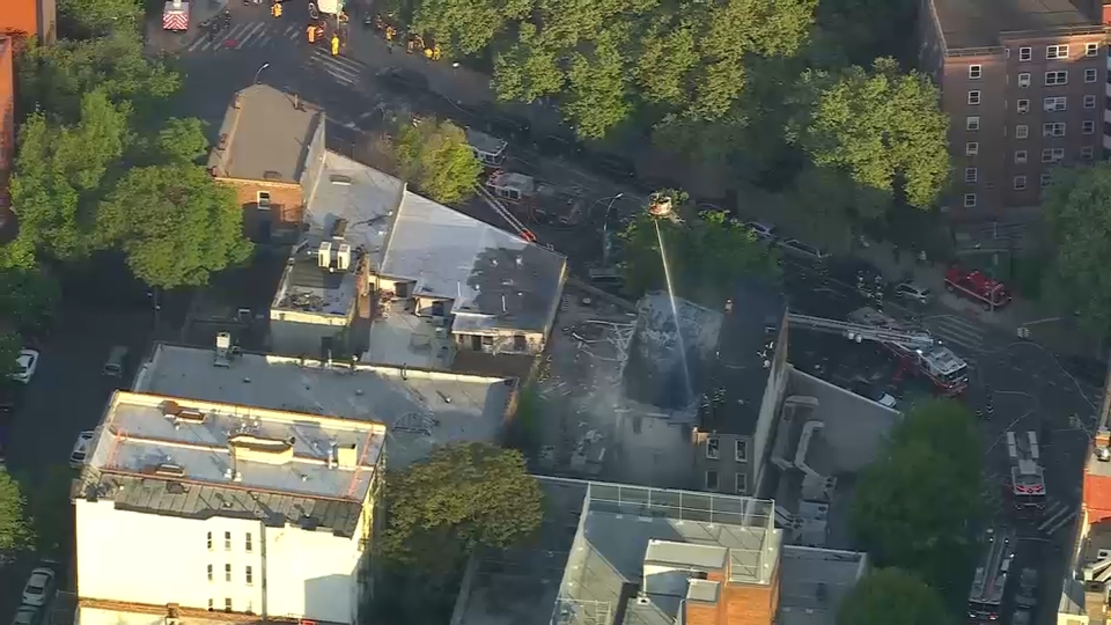 Man found dead in remnants of Bronx building fire