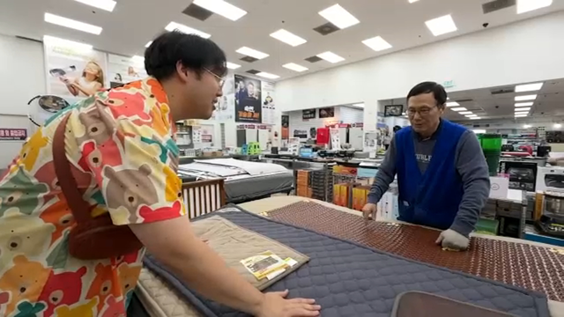 Inside Kim's Home Center, the home goods store in Koreatown that's beloved by Koreans across SoCal