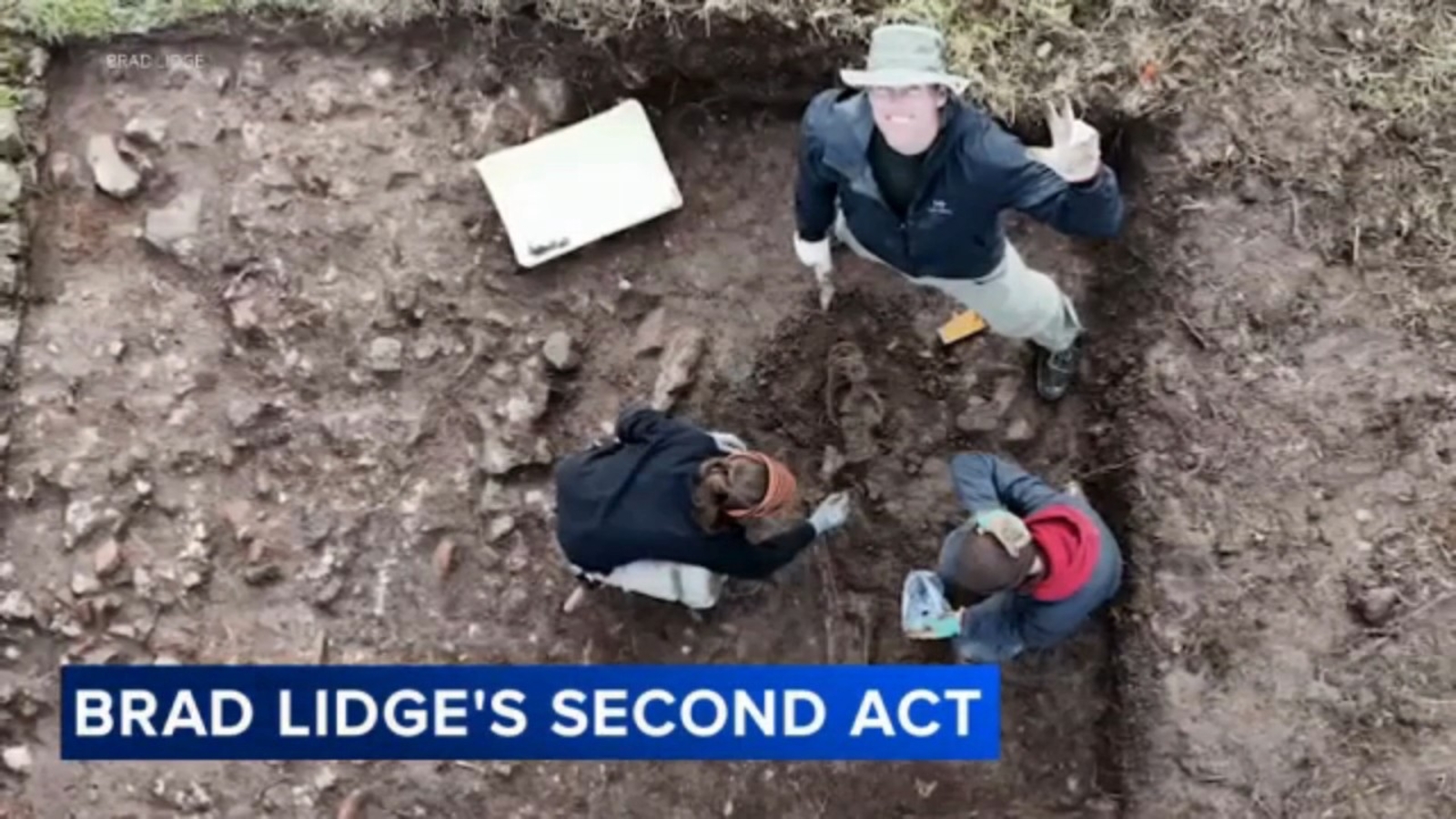 Phillies legend Brad Lidge trades the mound for the field – an archaeological...