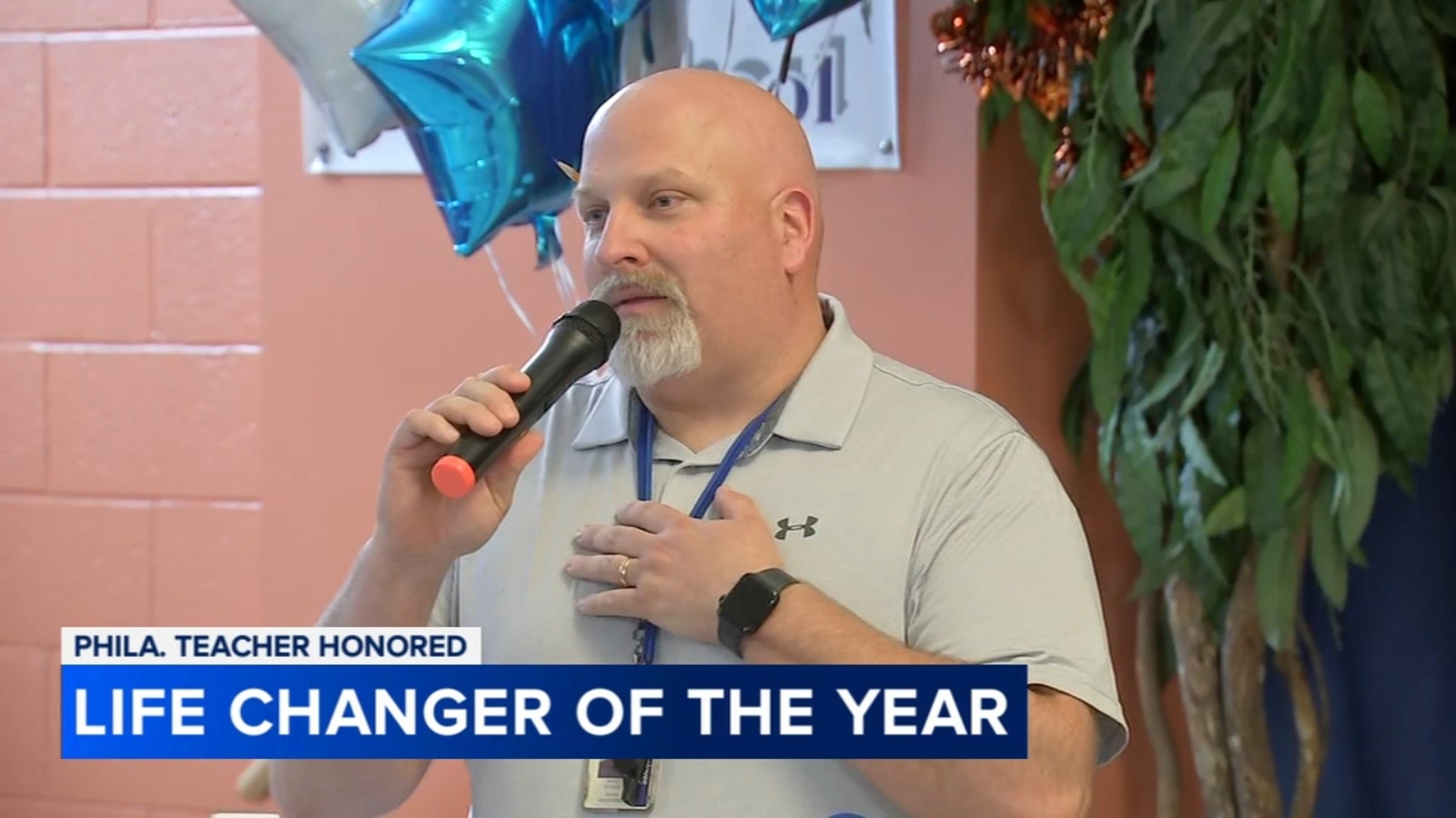 Amid school closure plans, Philly teacher earns national praise