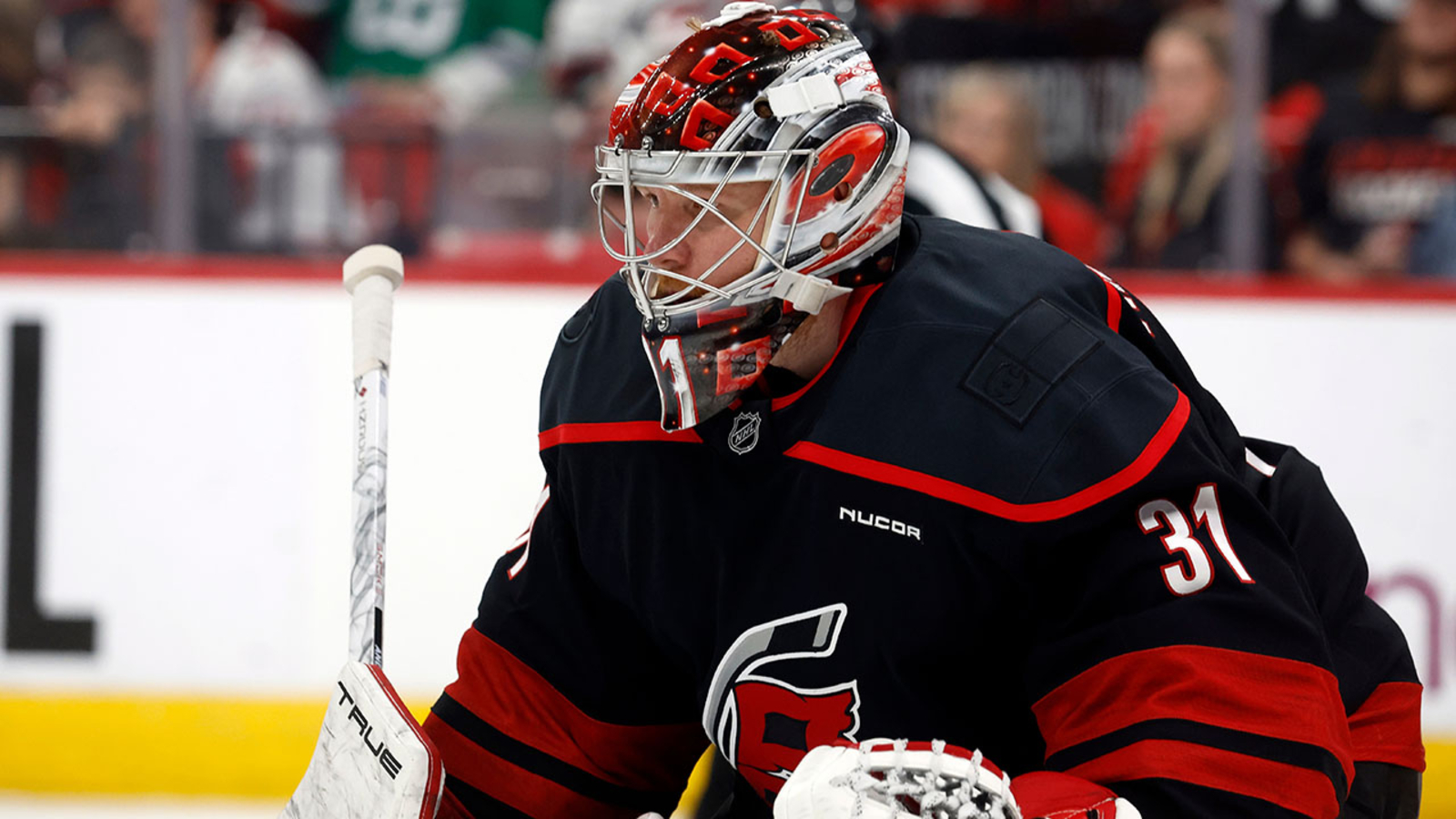 Hurricanes whip Flyers 4-1, take commanding 3-0 series lead