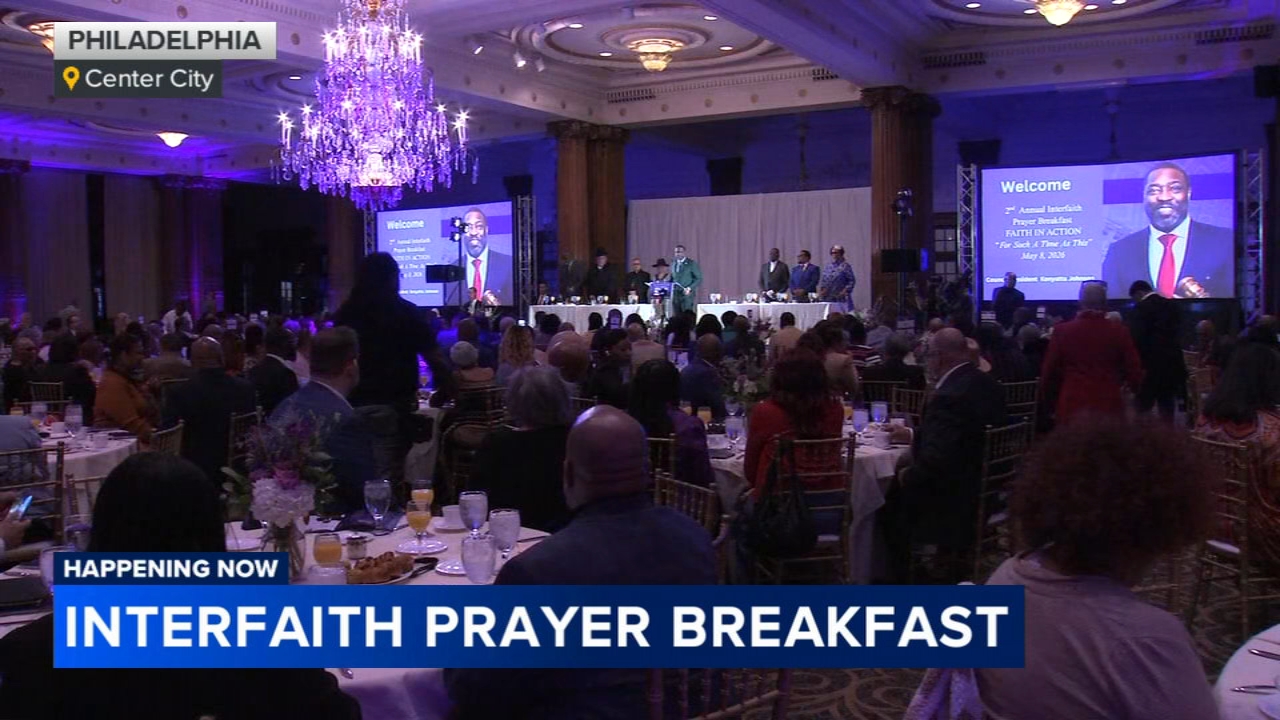 Philadelphia City Council President hosts interfaith prayer breakfast