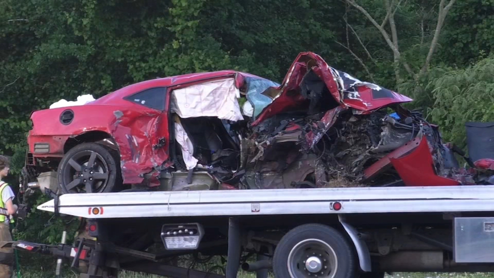 Crash on I-40 E leaves several dead in Sampson County