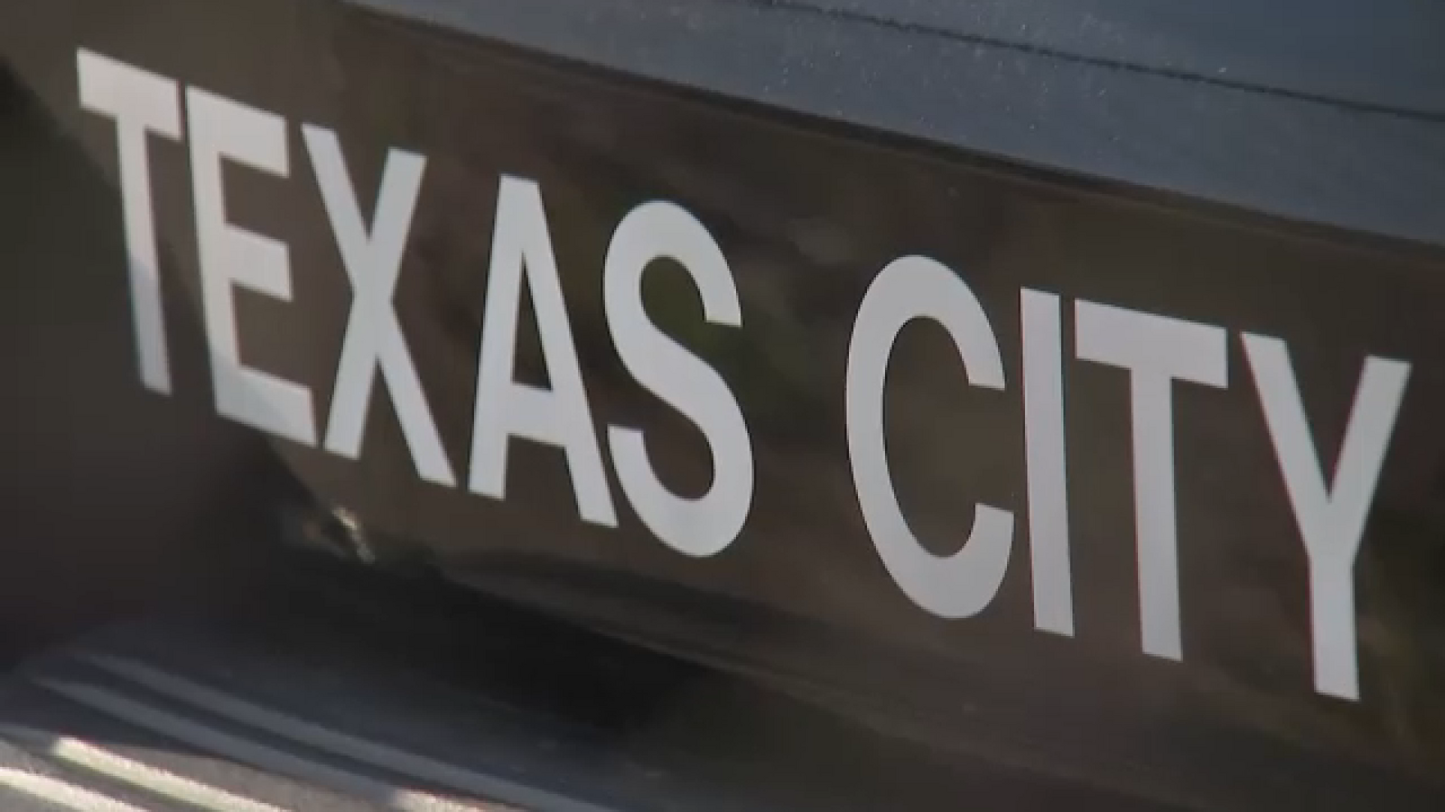 Juvenile in custody after GCSO vehicle burglary, officials sayThe Galveston County Sheriff's Office said a juvenile suspect is in custody after authorities recovered the .300 Blackout rifle and ballistic vest that were stolen from a GCSO ve