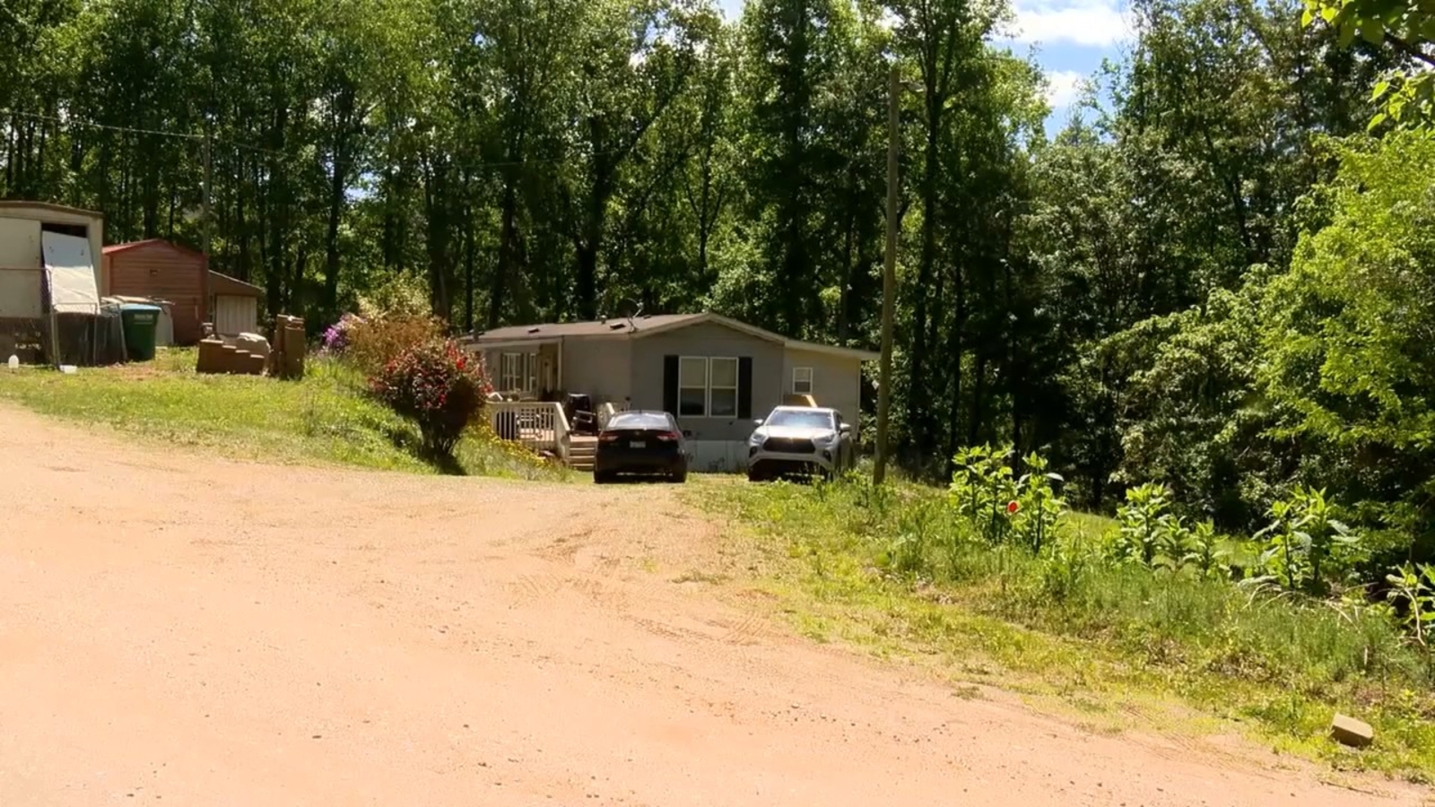 Deputies: Teen, man charged in triple homicide at Buncombe County home